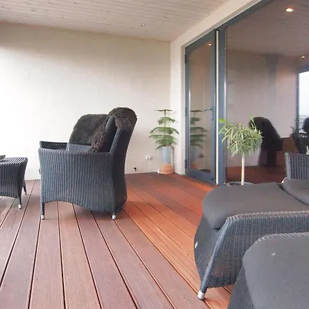 Semesterbostad Laila - 50m From The Sea By Interhome