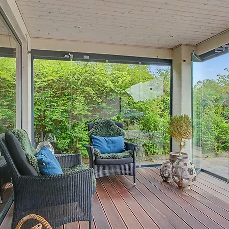 Semesterbostad Laila - 50m From The Sea By Interhome *